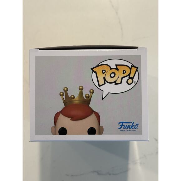 Funko POP! Freddy Funko as Hook Disney Limited SE 3400 Funko Fundays 2024 - Picture 6 of 7